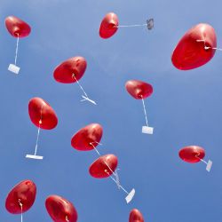 Hochzeitsgeschenk Heliumballons Überraschung
