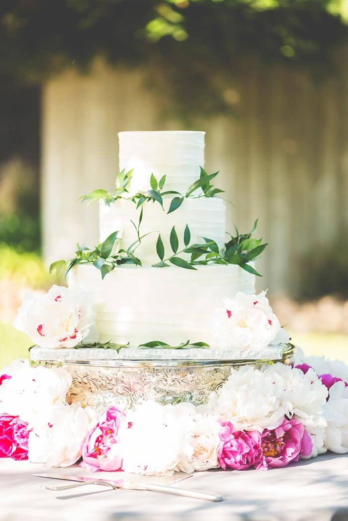 Weiße Hochzeitstorte