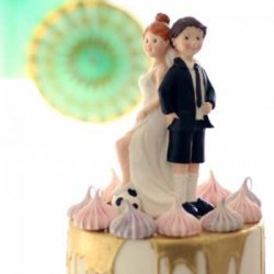 Hochzeitstortenfiguren ausgefallen